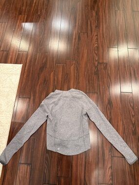 Lululemon Gray Long Sleeve